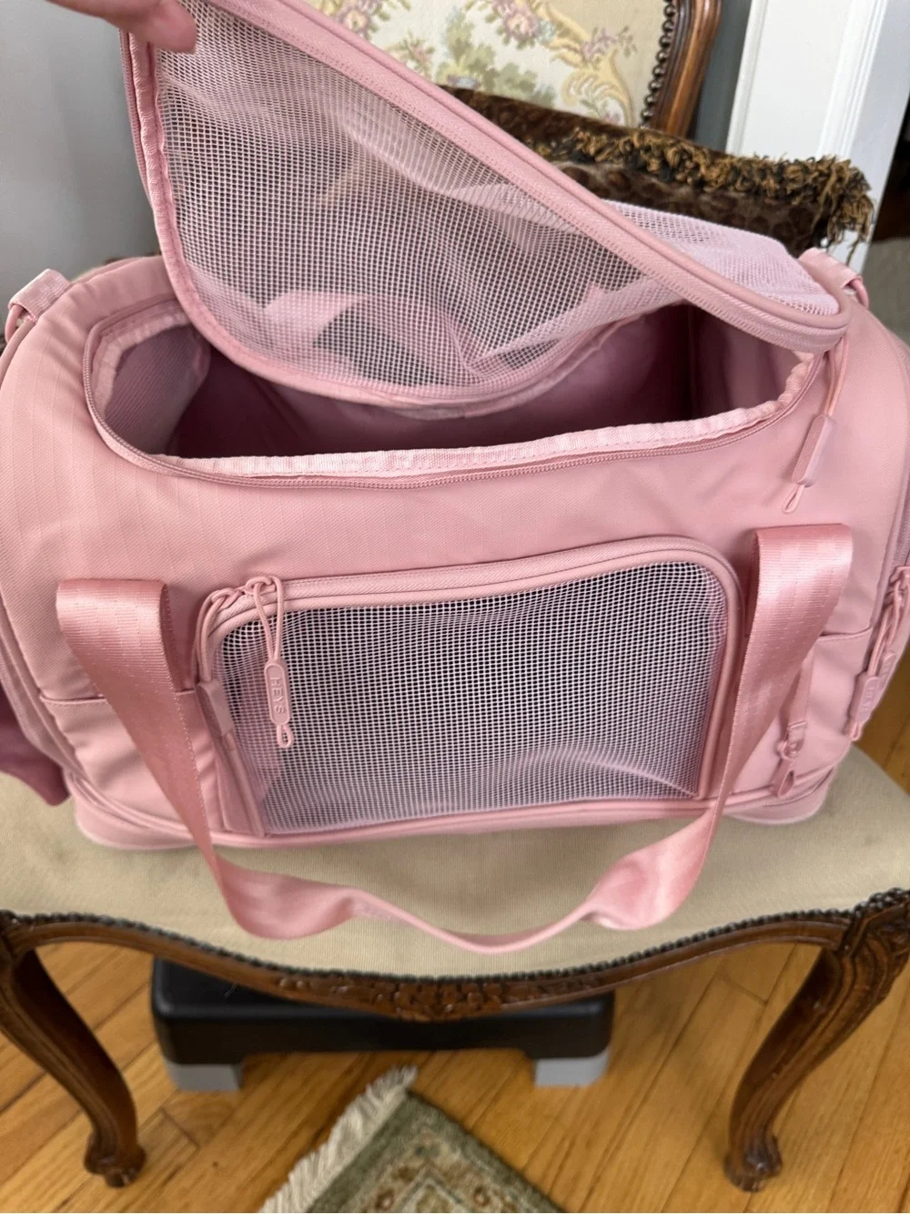 HEYS PAWSENGER PET CARRIER - ROSE | AIRLINE APPROVED